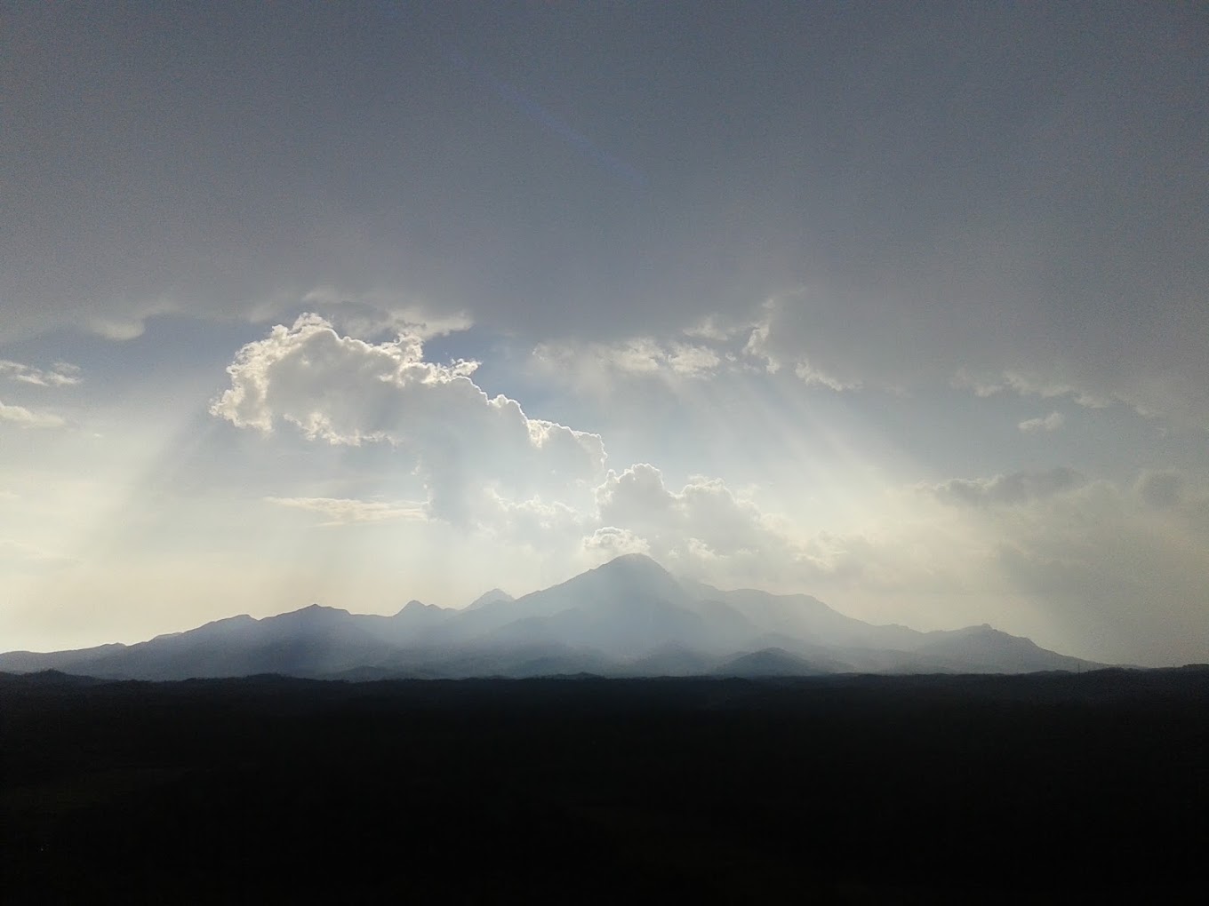 Dramatic mountain view from Towerhill
